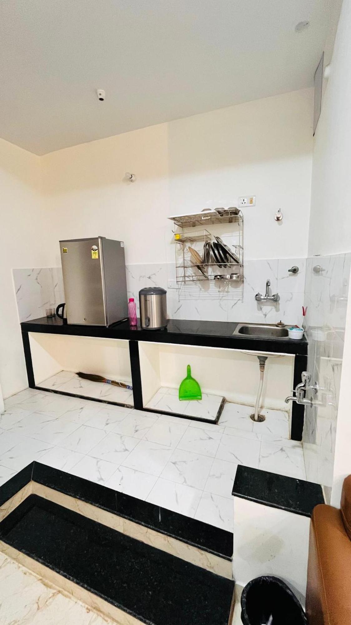 Shri Ram Paying Twin 1rk Apartment