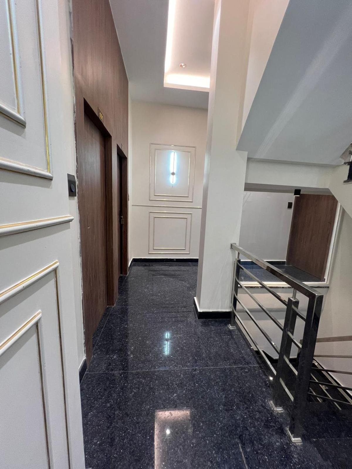 Mahant Ji Residency Varanasi