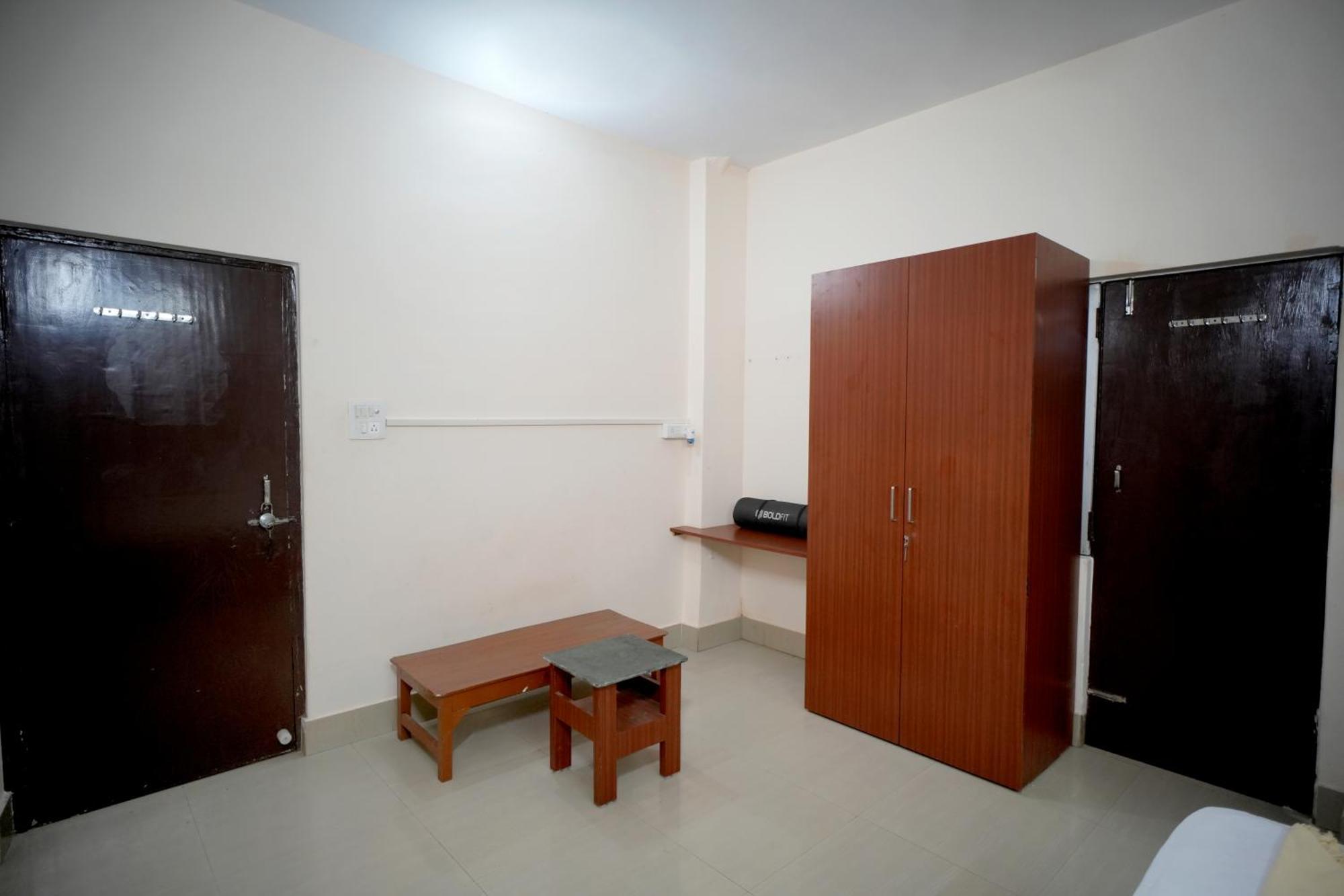 Banaras Gully House 500 Ft From The Ghats *