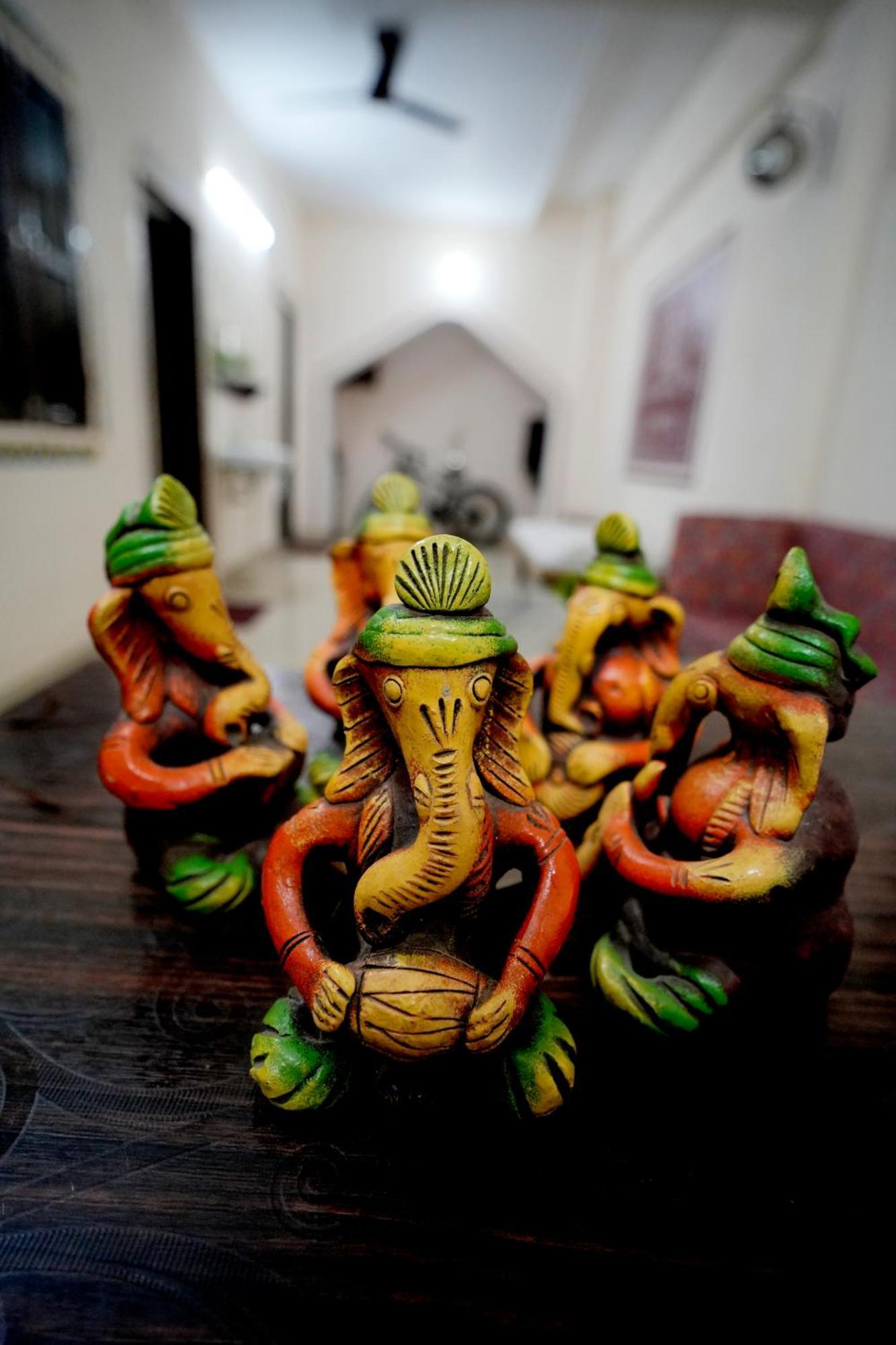 Banaras Gully House 500 Ft From The Ghats