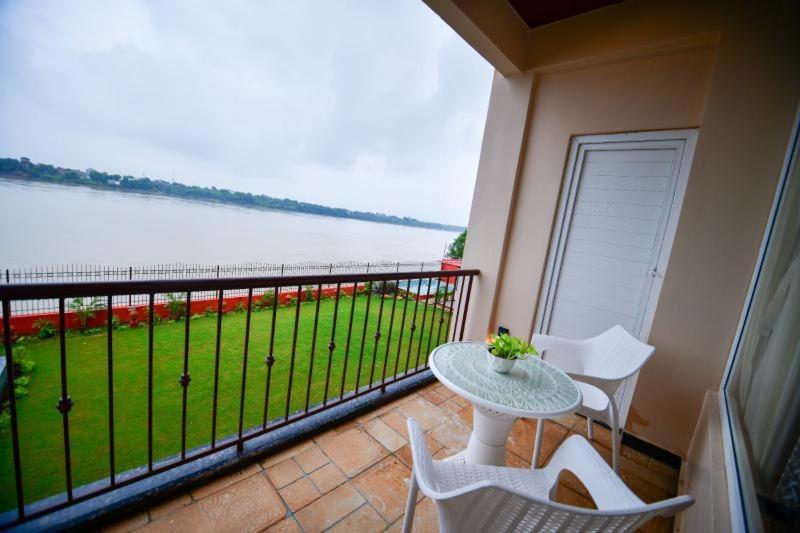 Hotel Aviral Ganga A Unit Of Amritaam Wellness