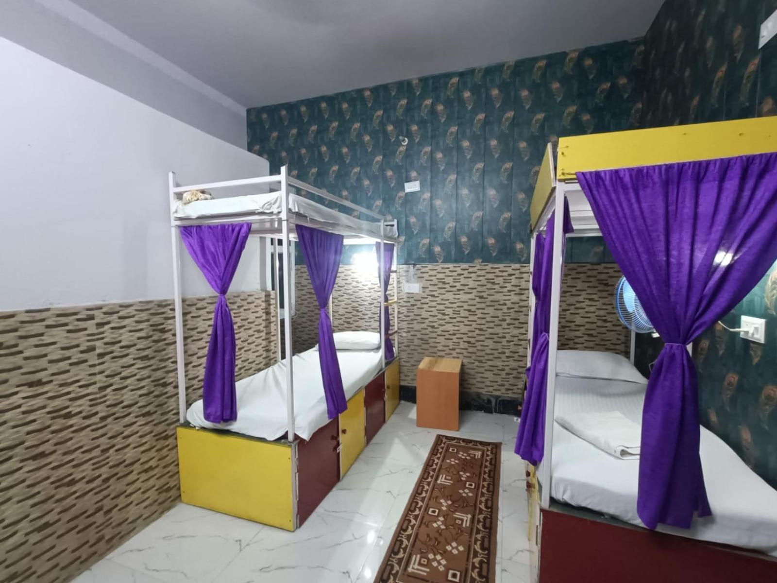 Mohit Paying Hostel