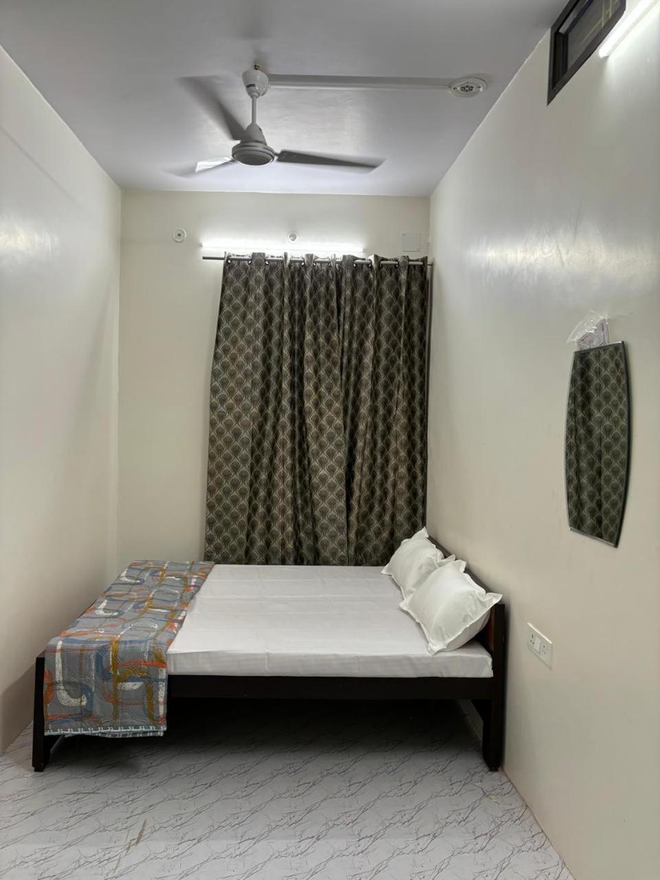 Homestay Pipewalas House