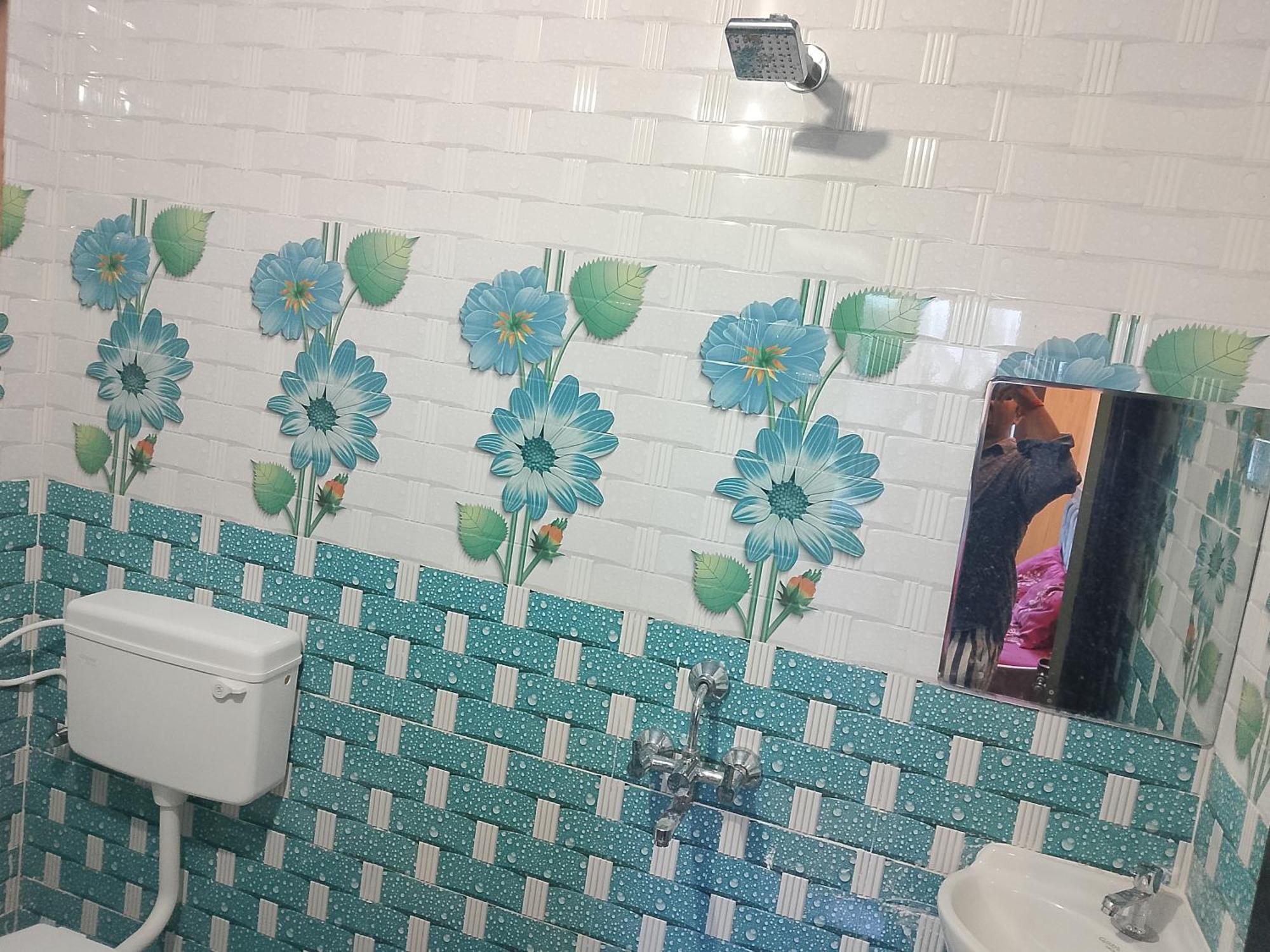 Guest house Bhardwaj Darbar *