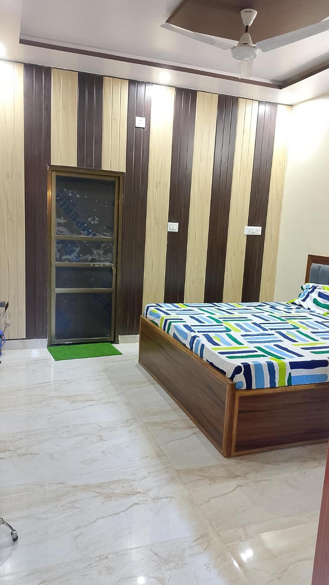Guest house Bhardwaj Darbar *