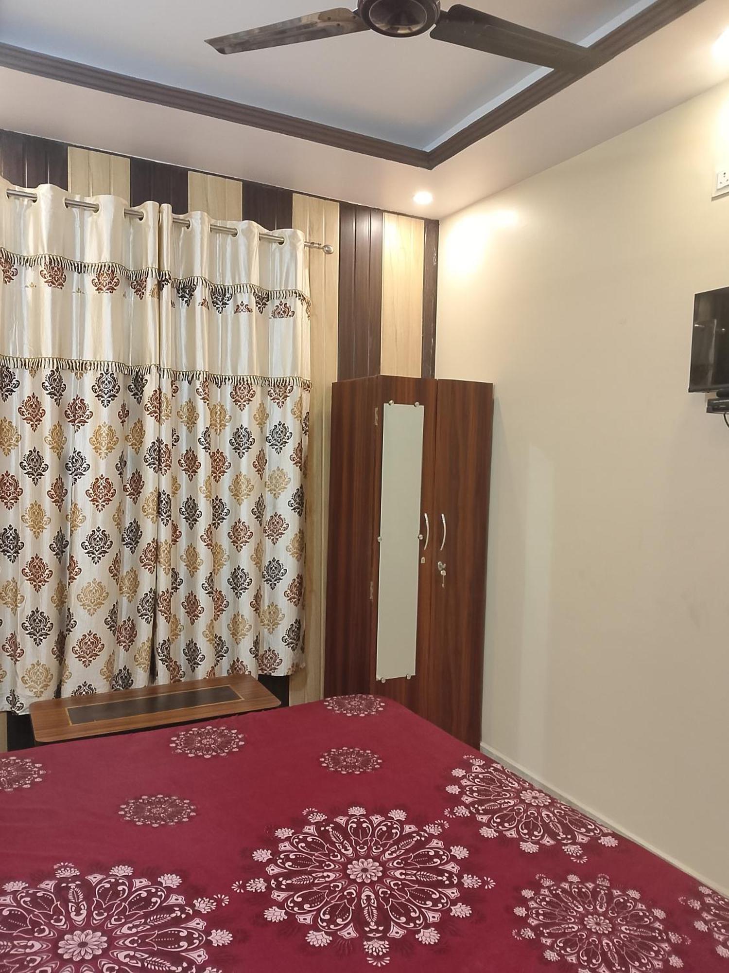 Bhardwaj Darbar Guest house