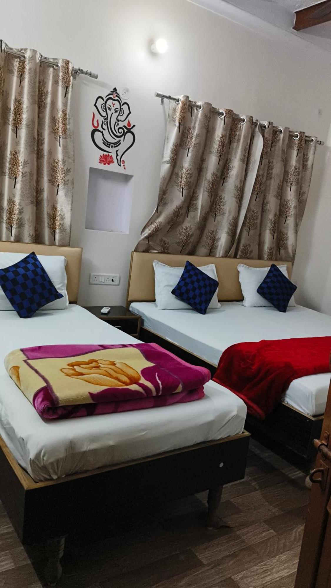 Shivohm Homestay 400 Mtrs From Kashi Vishwanath Temple * Varanasi