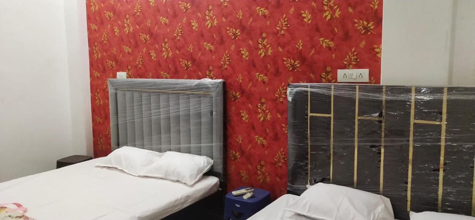 Guest house Gayatri Grand Paying