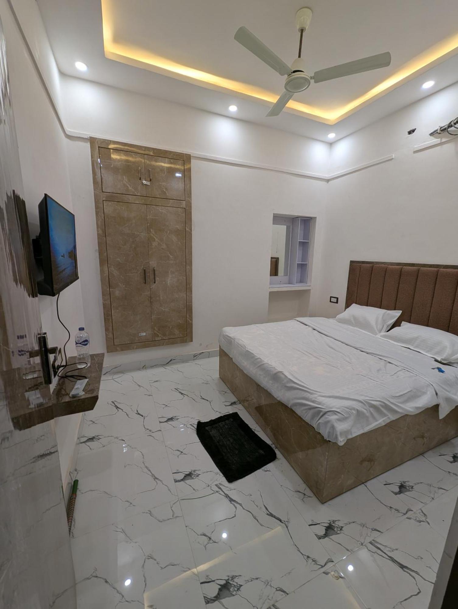 Vandana Guest house Varanasi