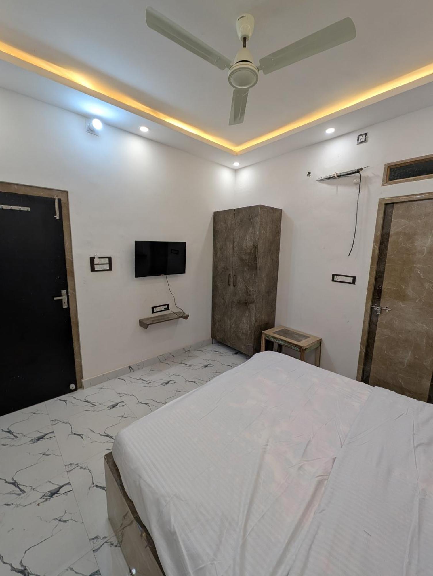 Vandana Guest house