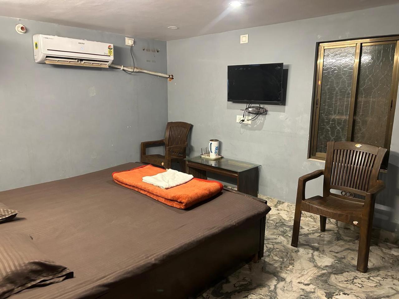 The Gateway Banaras Guest house *
