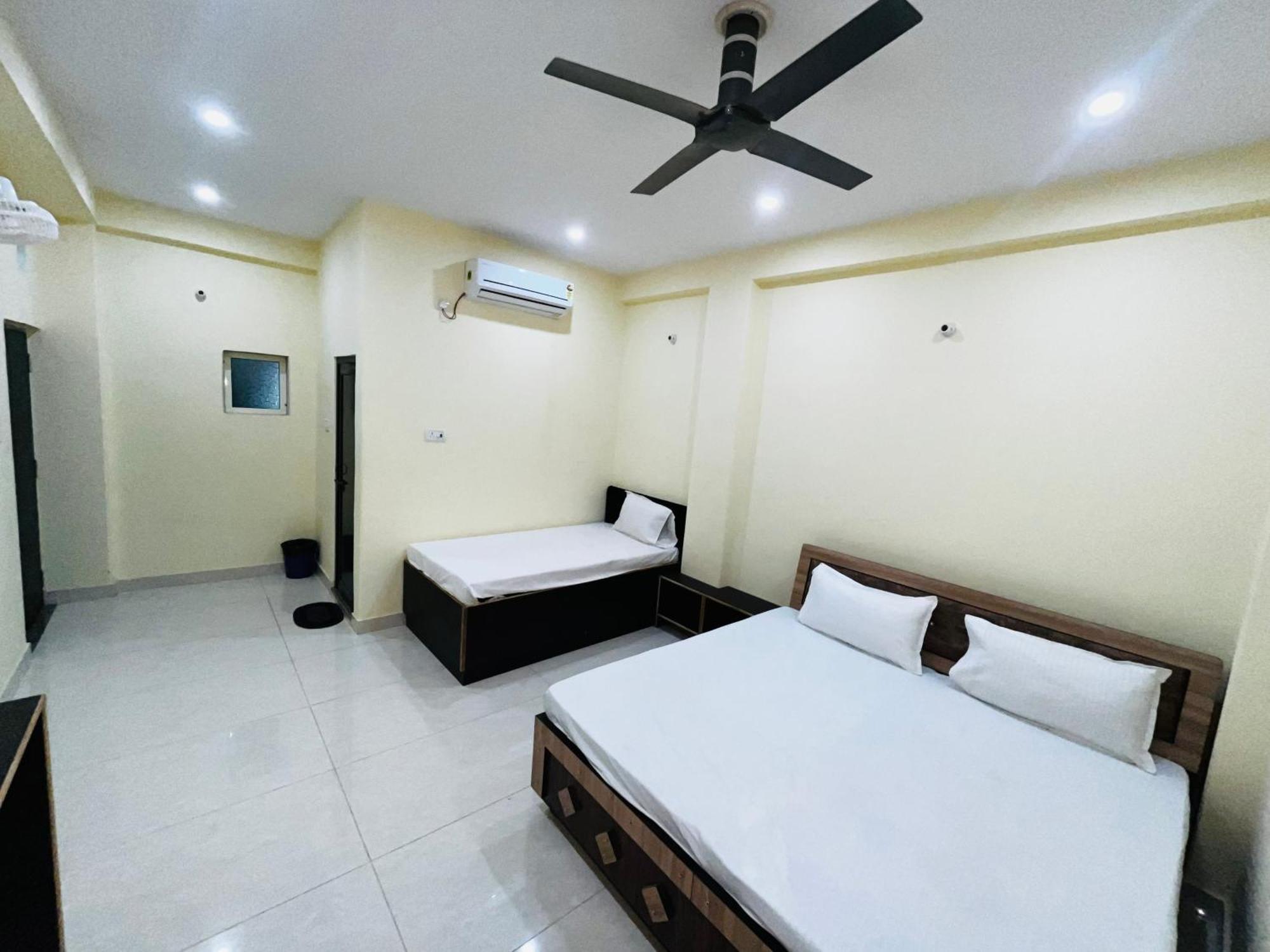 Homestay Kashi Residency *