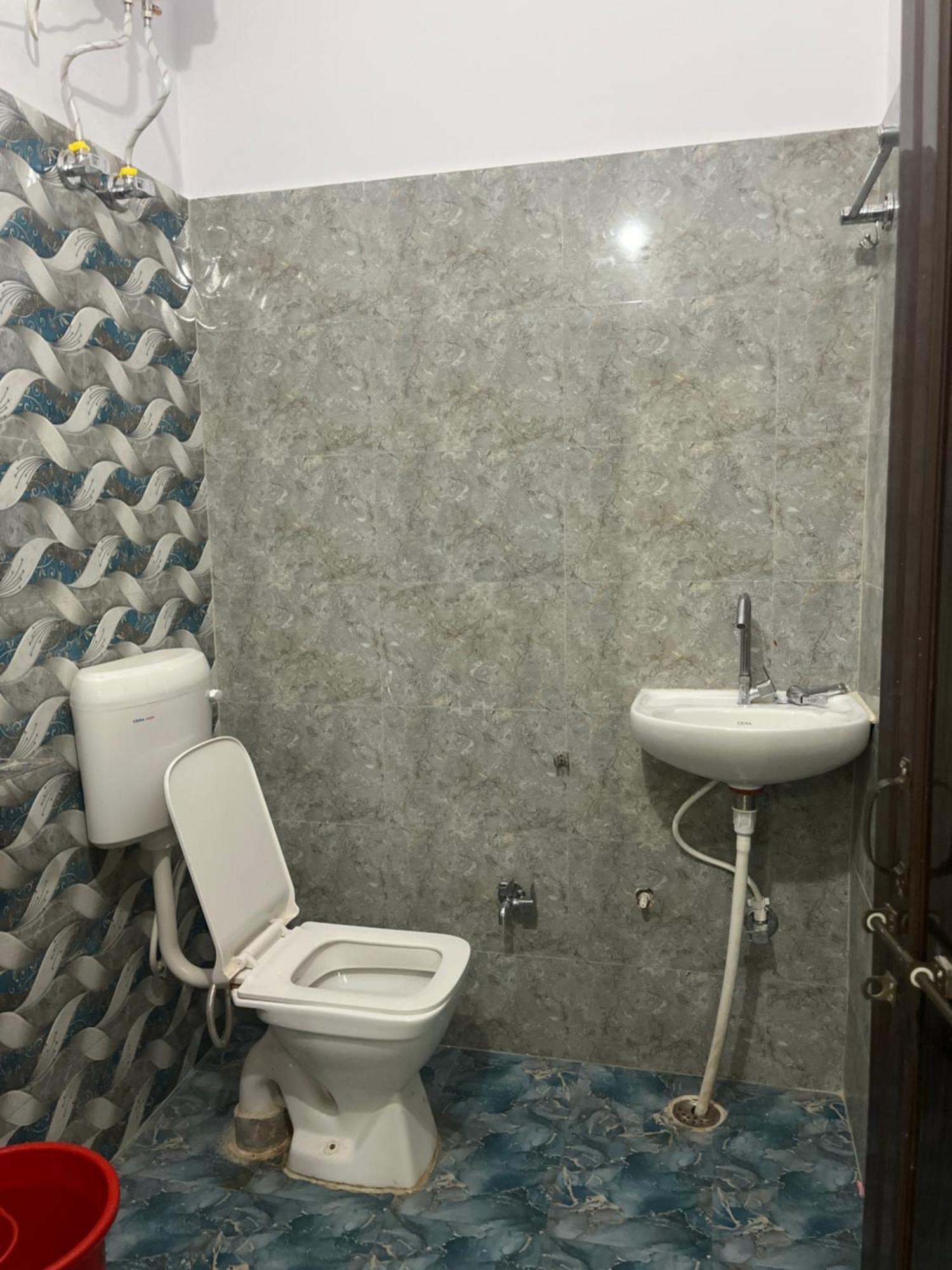 Homestay Kashi Residency
