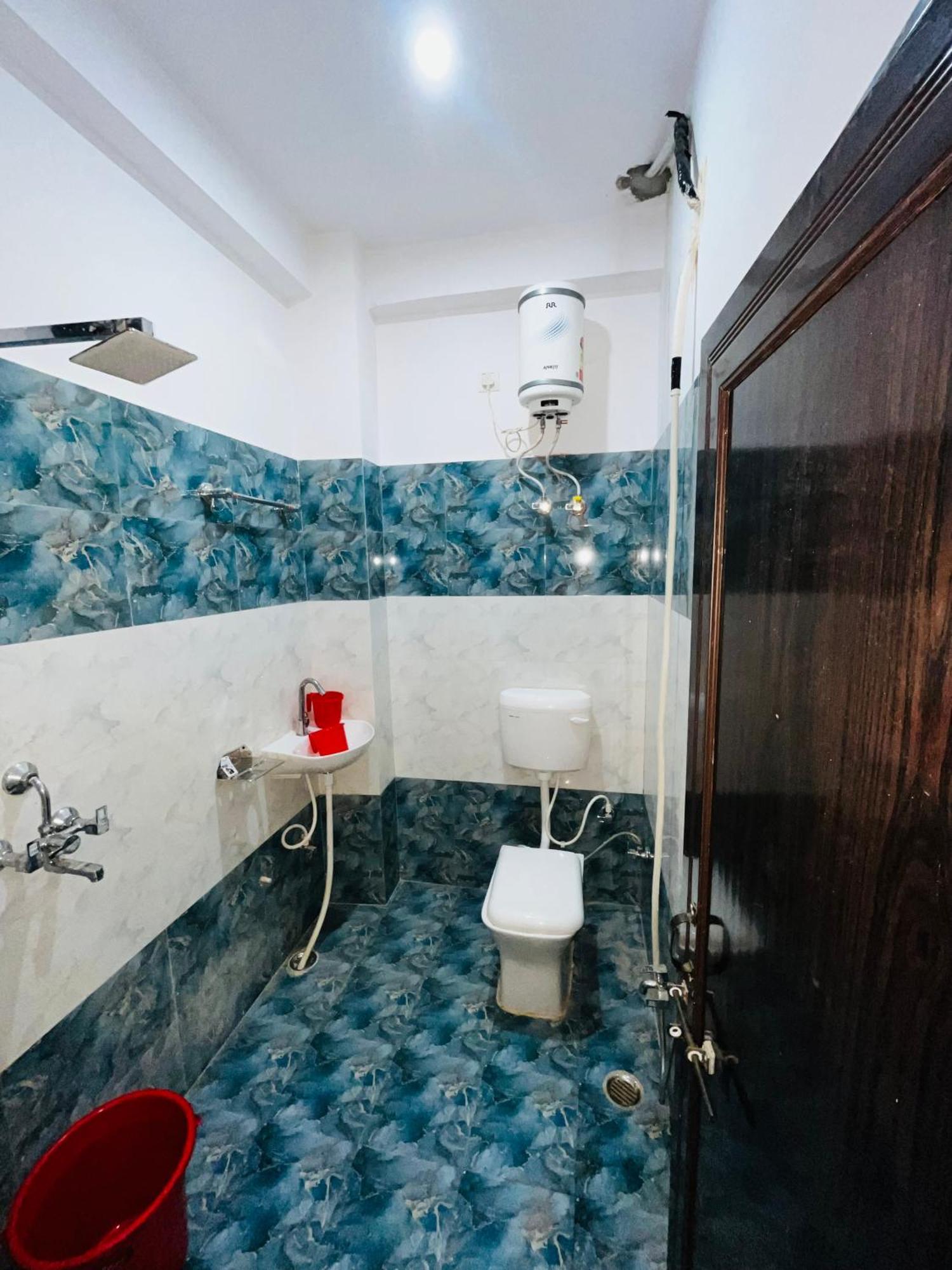 Homestay Kashi Residency