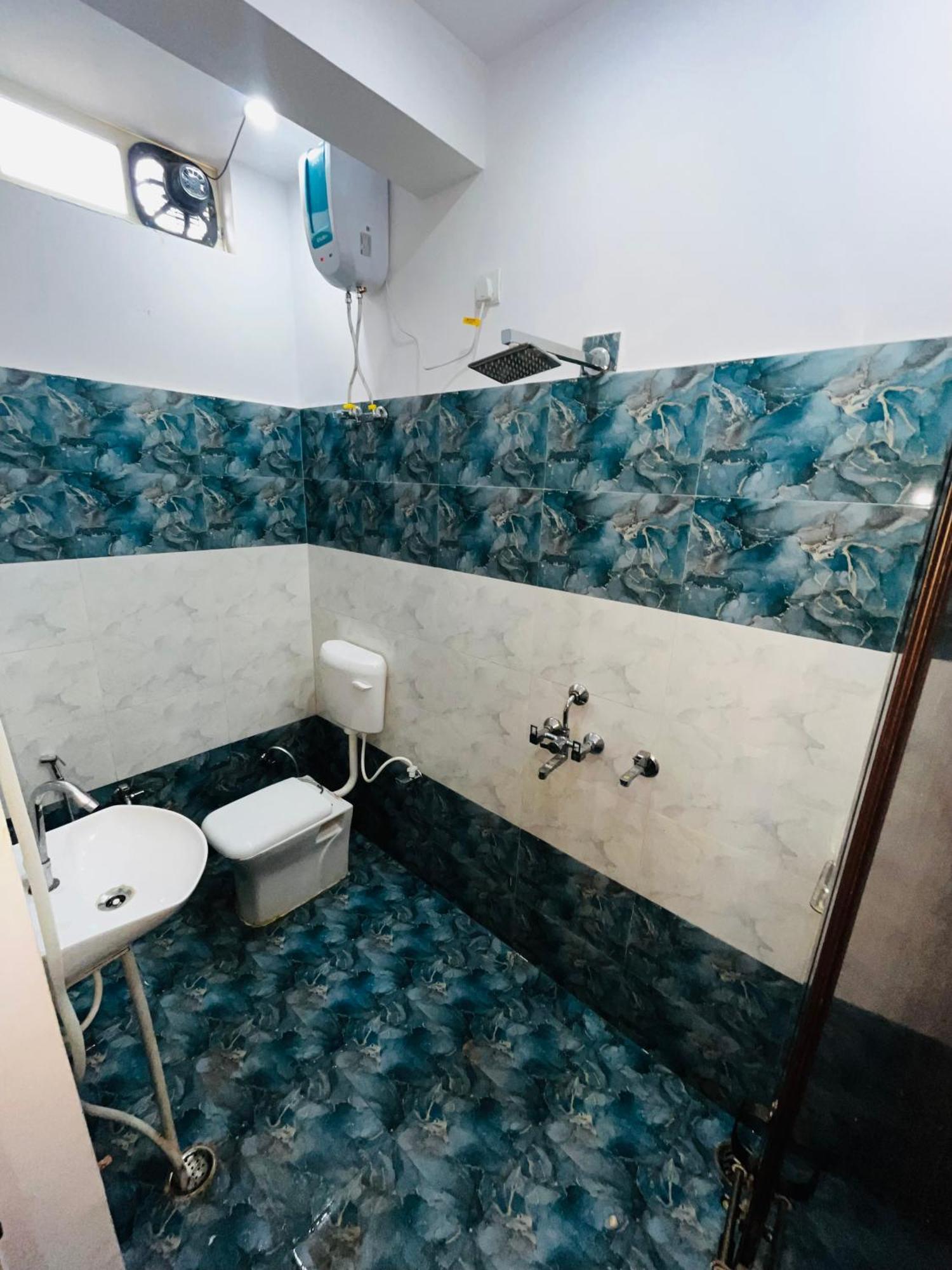 Kashi Residency Homestay