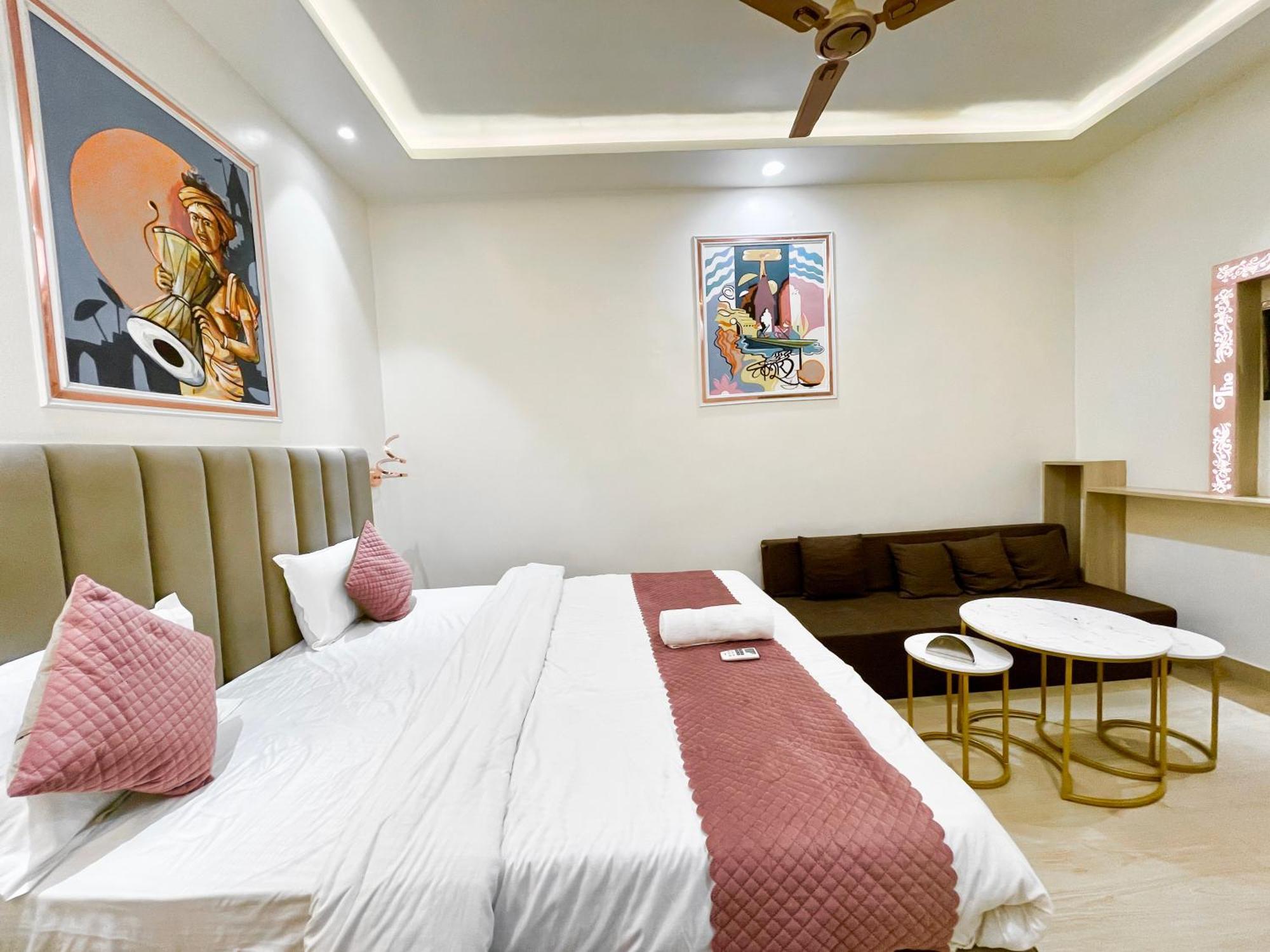 The Banaras Stay, ! Fully-air-conditioned With Wifi Availability, Near Kashi Vishwanath Temple And Ganga Ghat