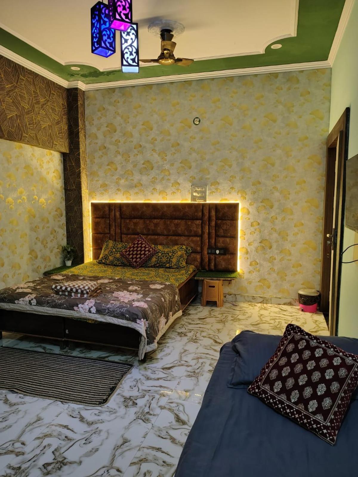 Homestay Banarasiya Close To Banaras Railway Station Varanasi