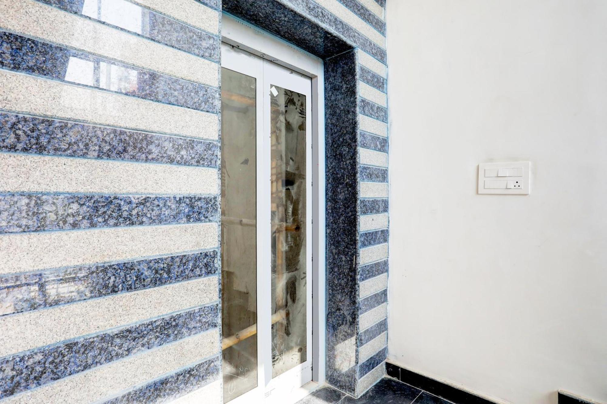Super Townhouse Balua Road Pahadiya Varanasi