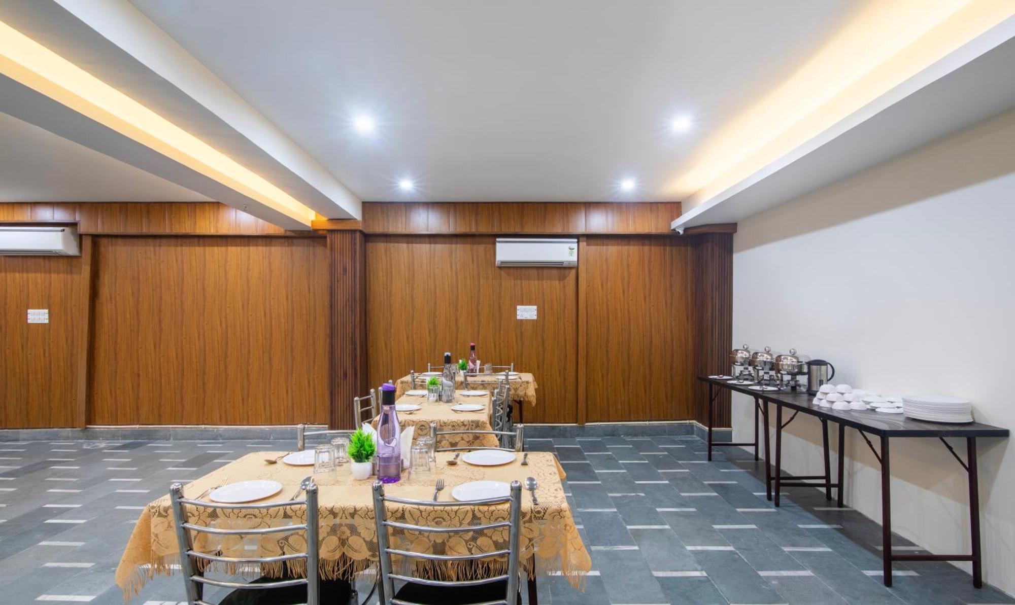 Treebo Golden Kashi Hotel Varanasi