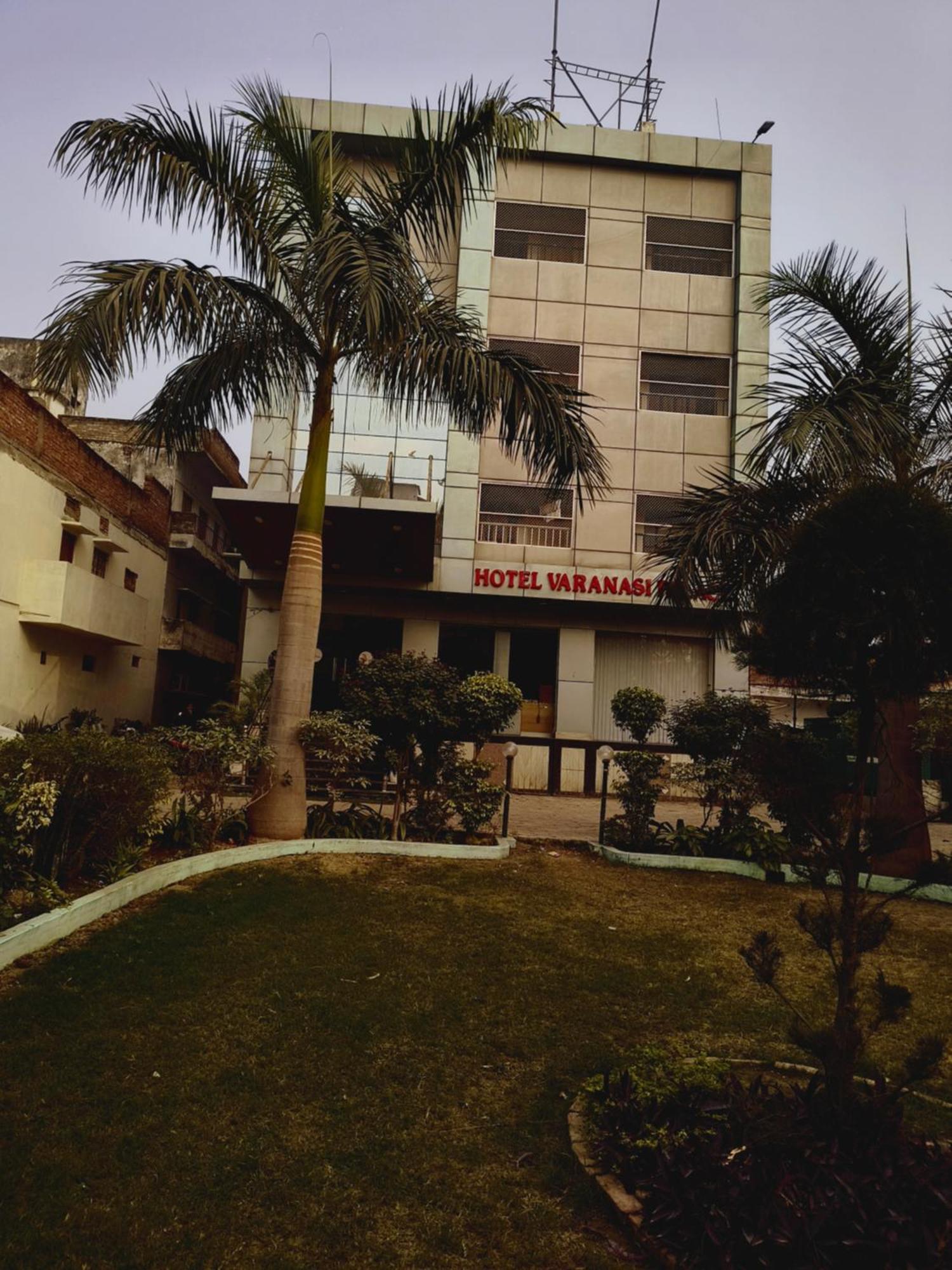 Palace - Near Kashi Vishwanath Temple With Parking Hotel Varanasi