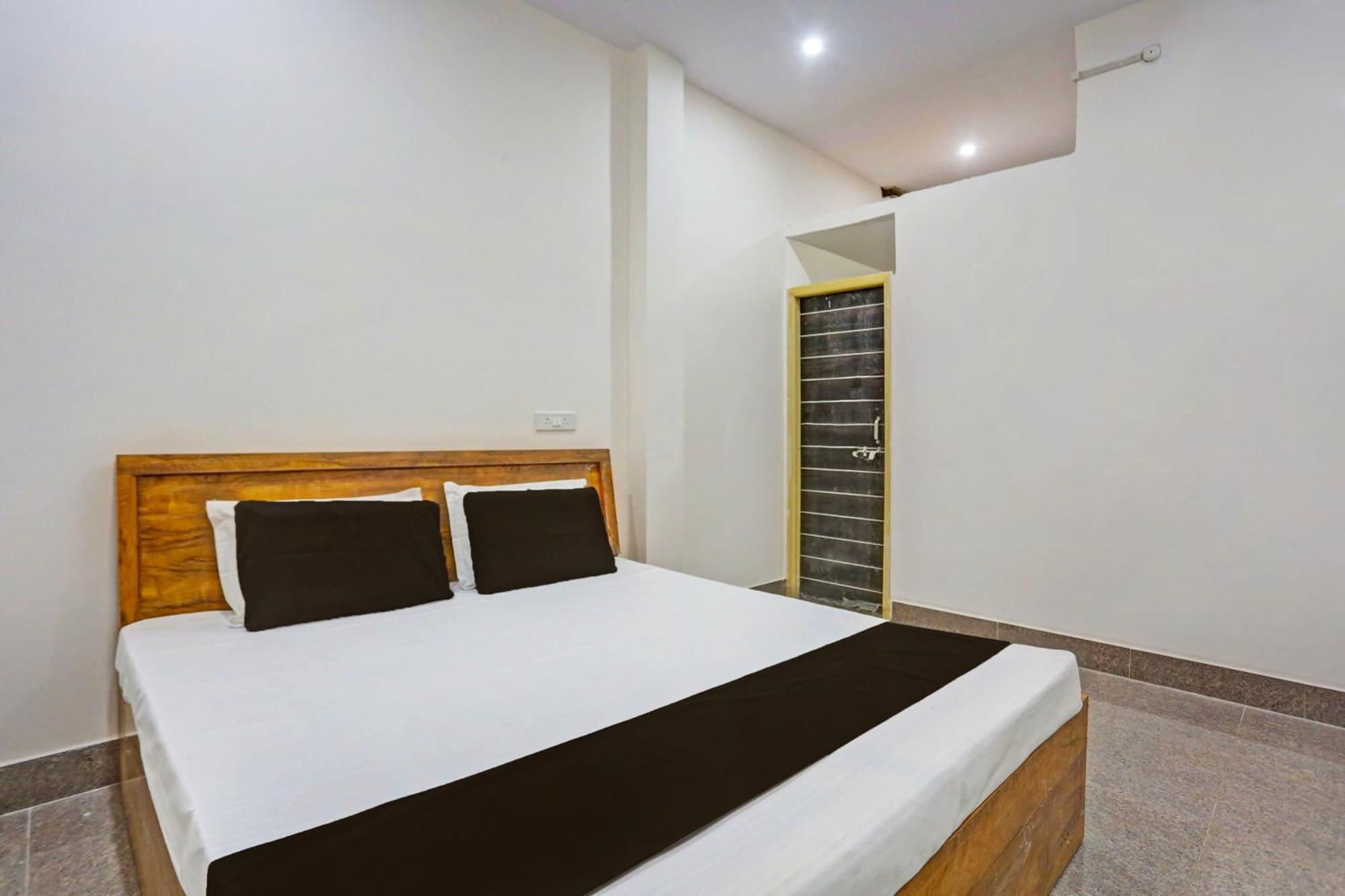 Hotel O Amantran Residency 4*