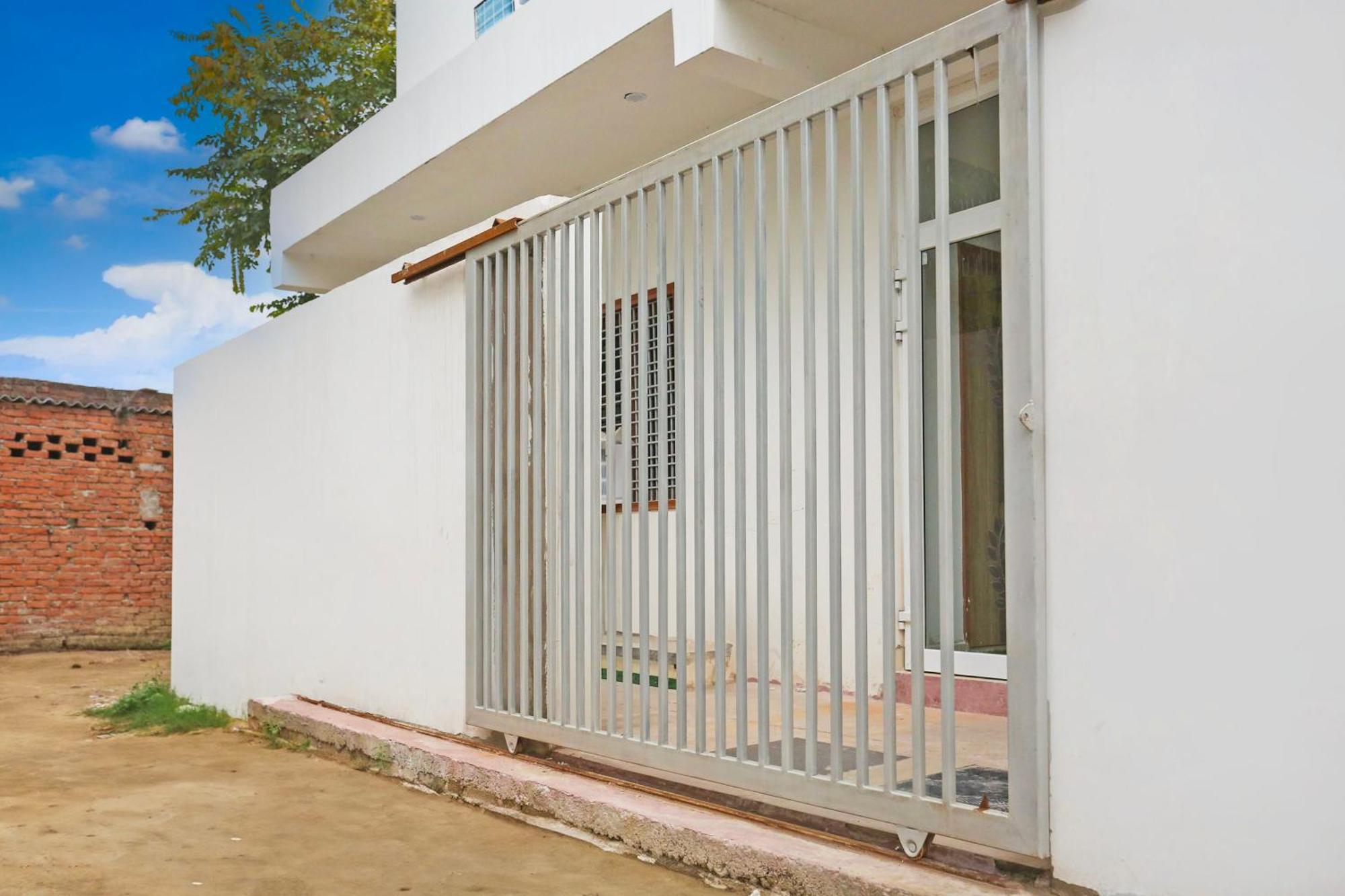 Hotel O Amantran Residency Varanasi