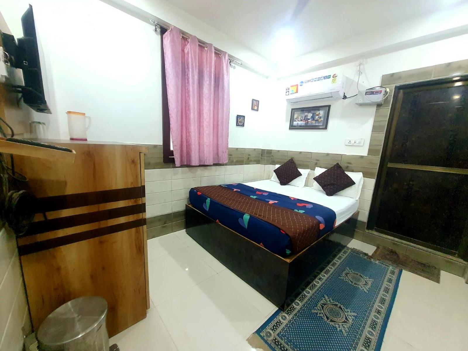 Gateway Of Kashi Hotel