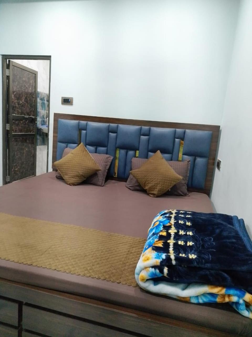 Shree Kashi Paying Guest house *