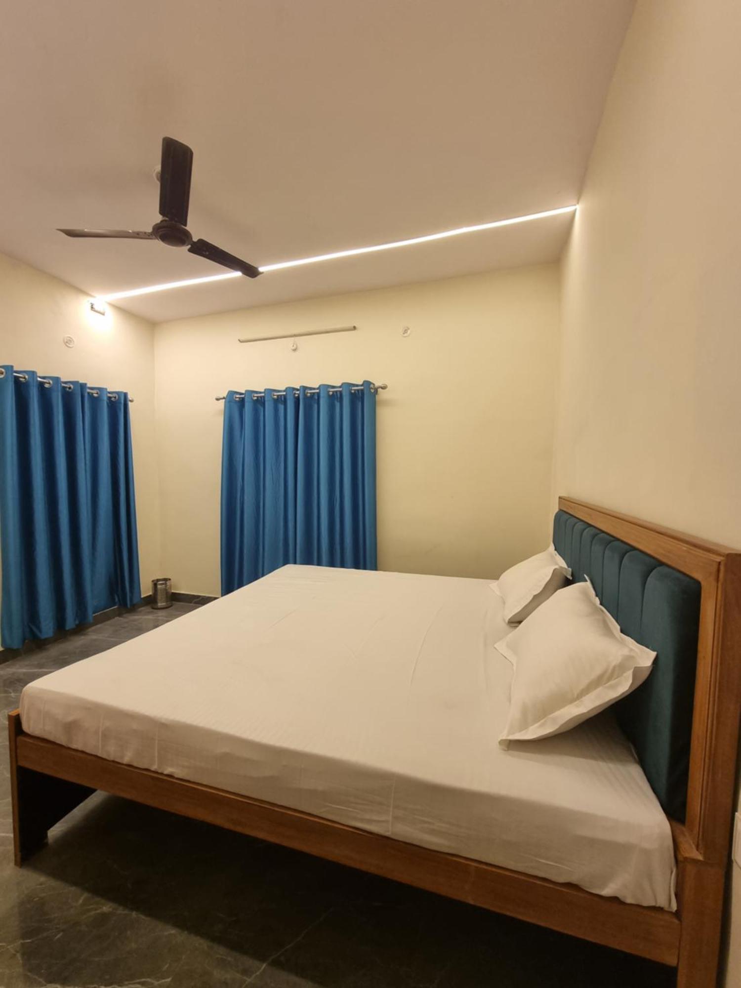 Tirupati Homestay Varanasi