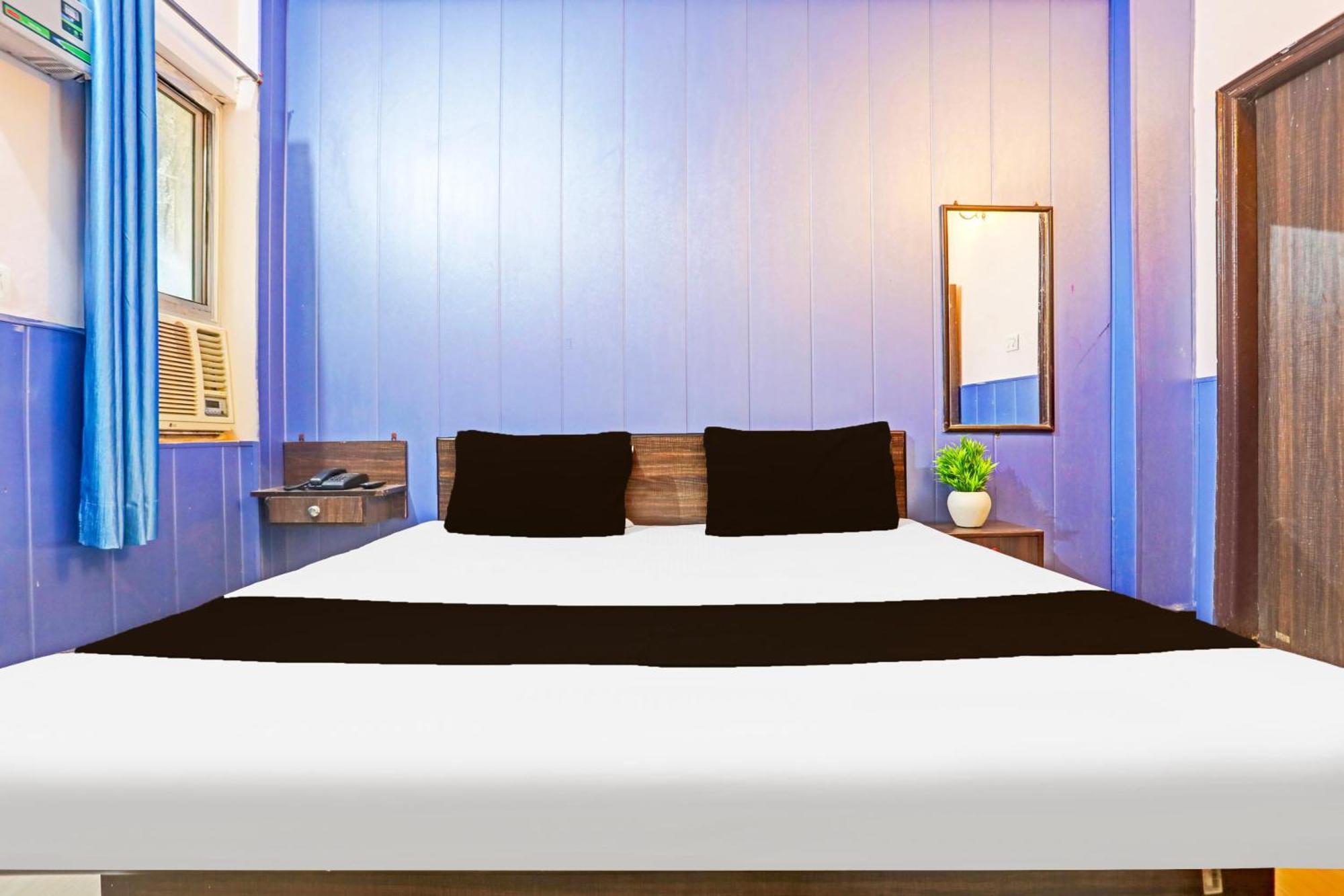 Hotel O Arvi Varanasi
