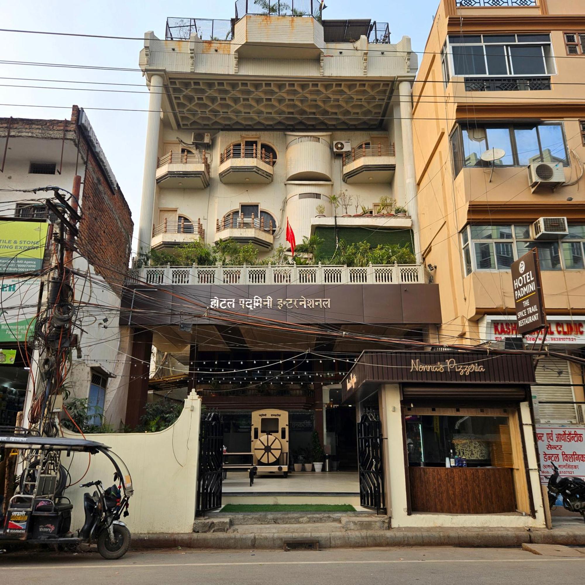 Hotel Hotel Padmini International- Sigra Varanasi
