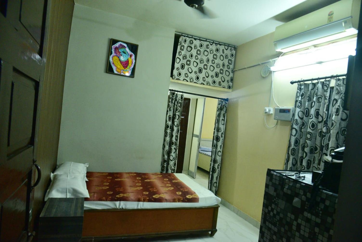 Happy Apartment *