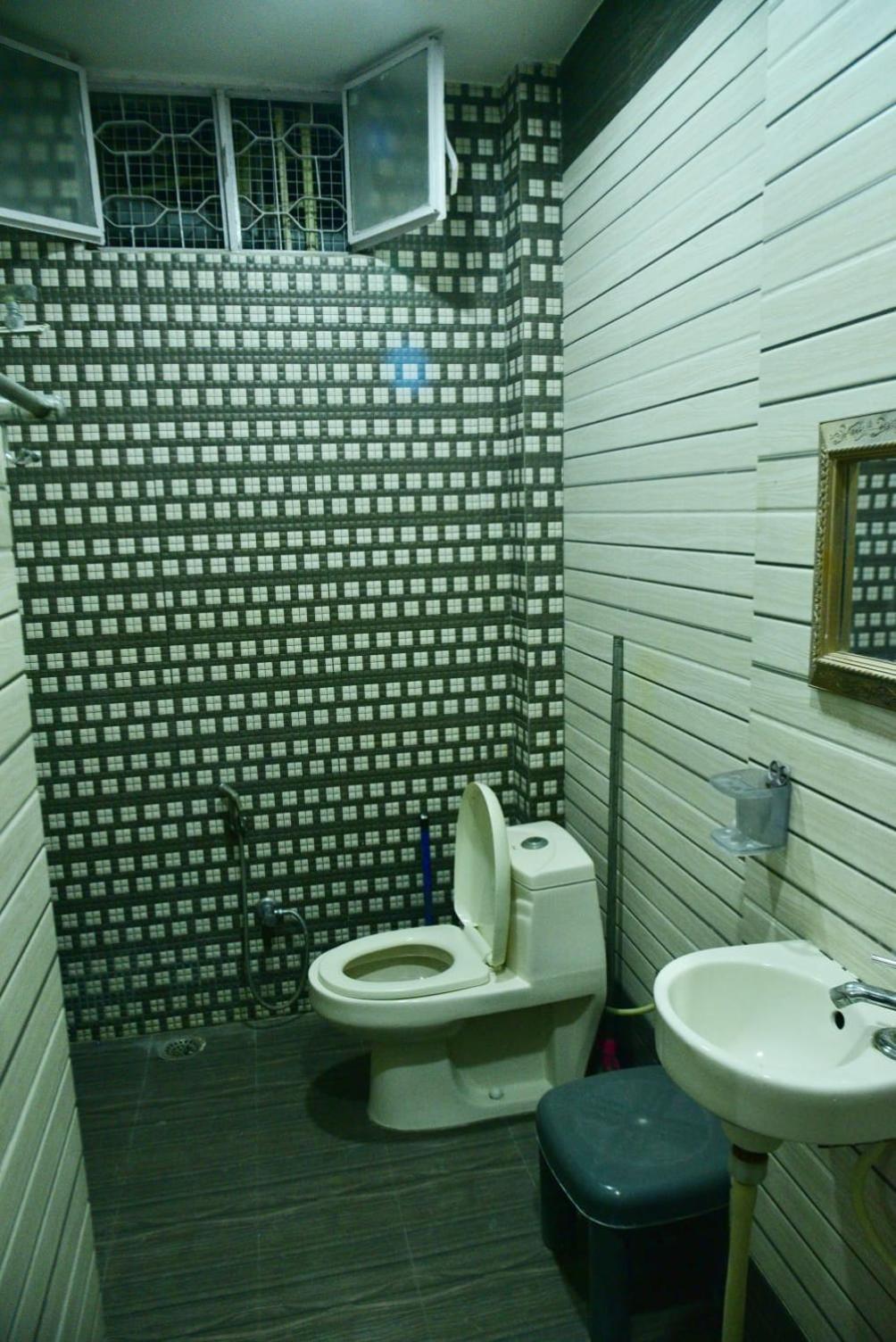 Happy Apartment