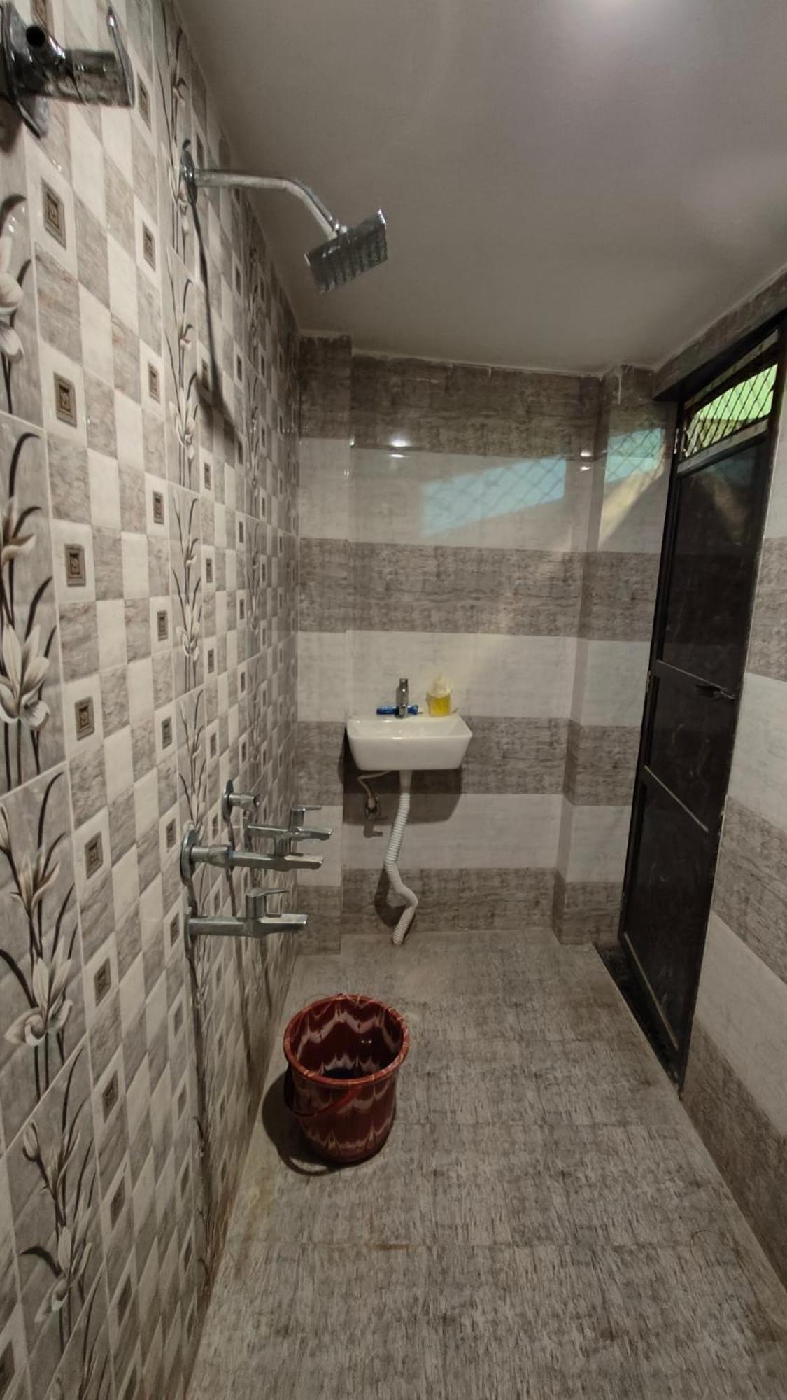Aditya Residency * Varanasi