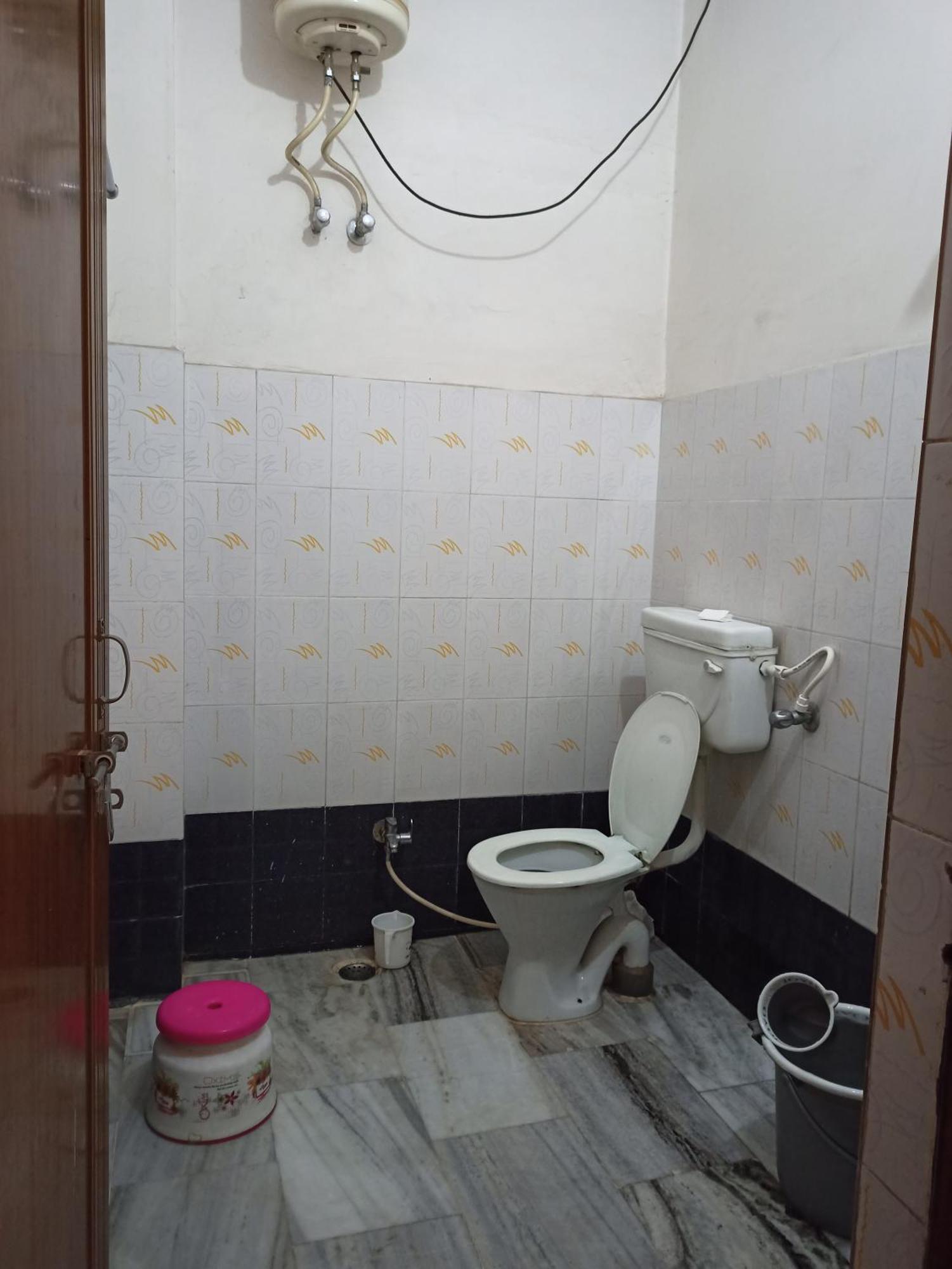 Guest house Teerth