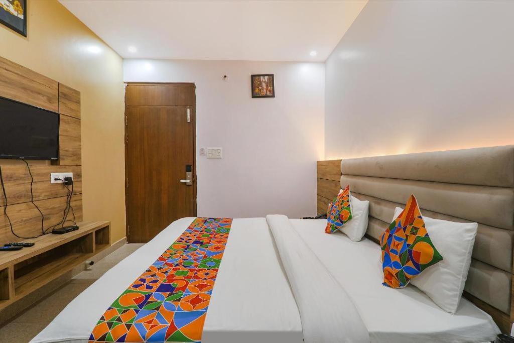 Hotel Raj Hotel's 4*
