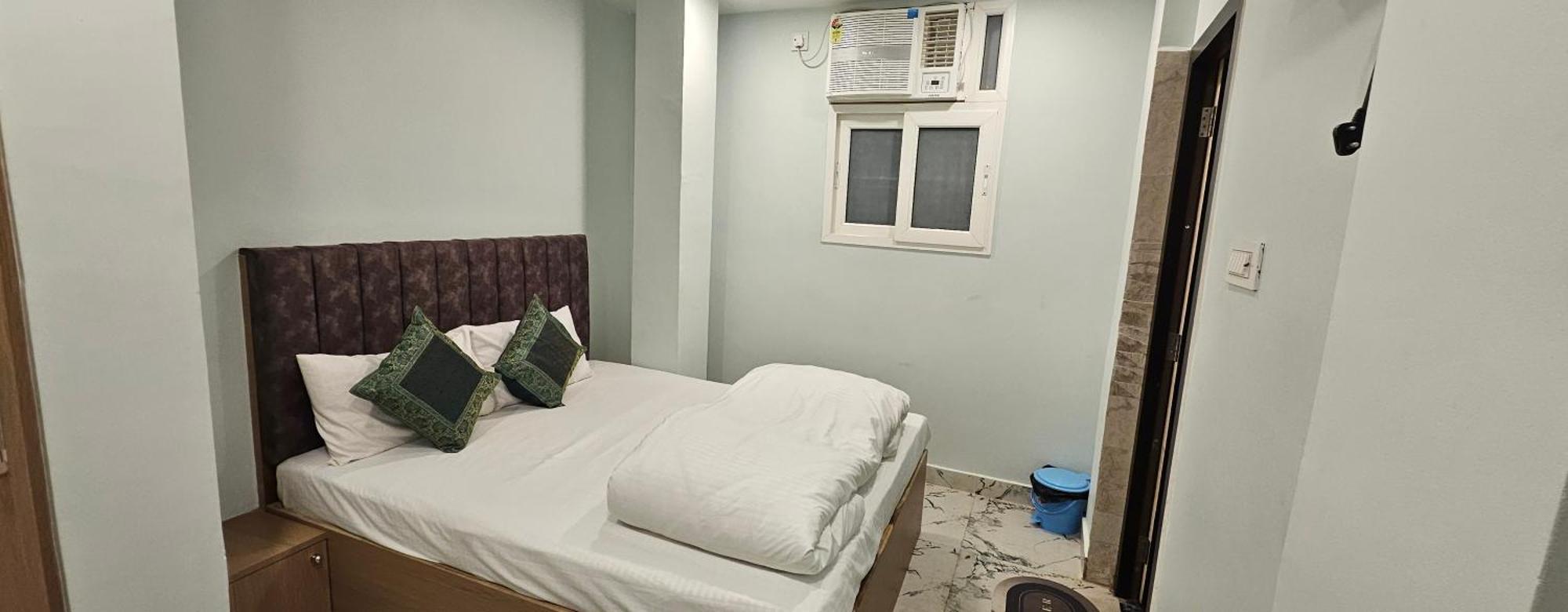 Rajlaxmi Place Guest house Varanasi