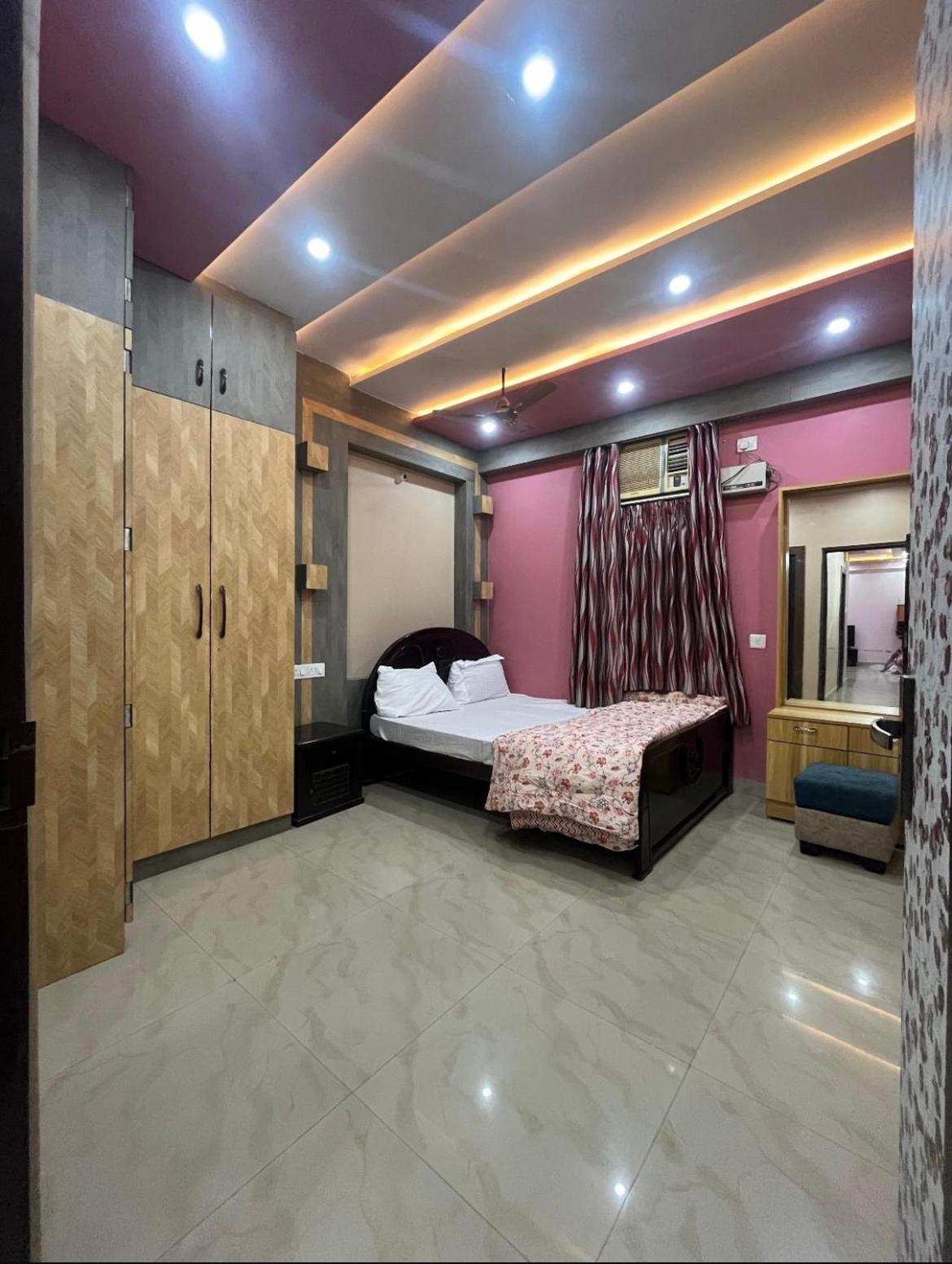 Srija Apartment Varanasi