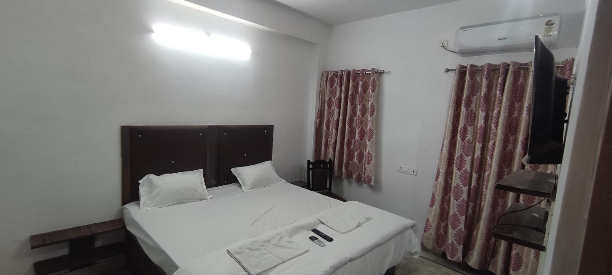 Apartment Shivalika