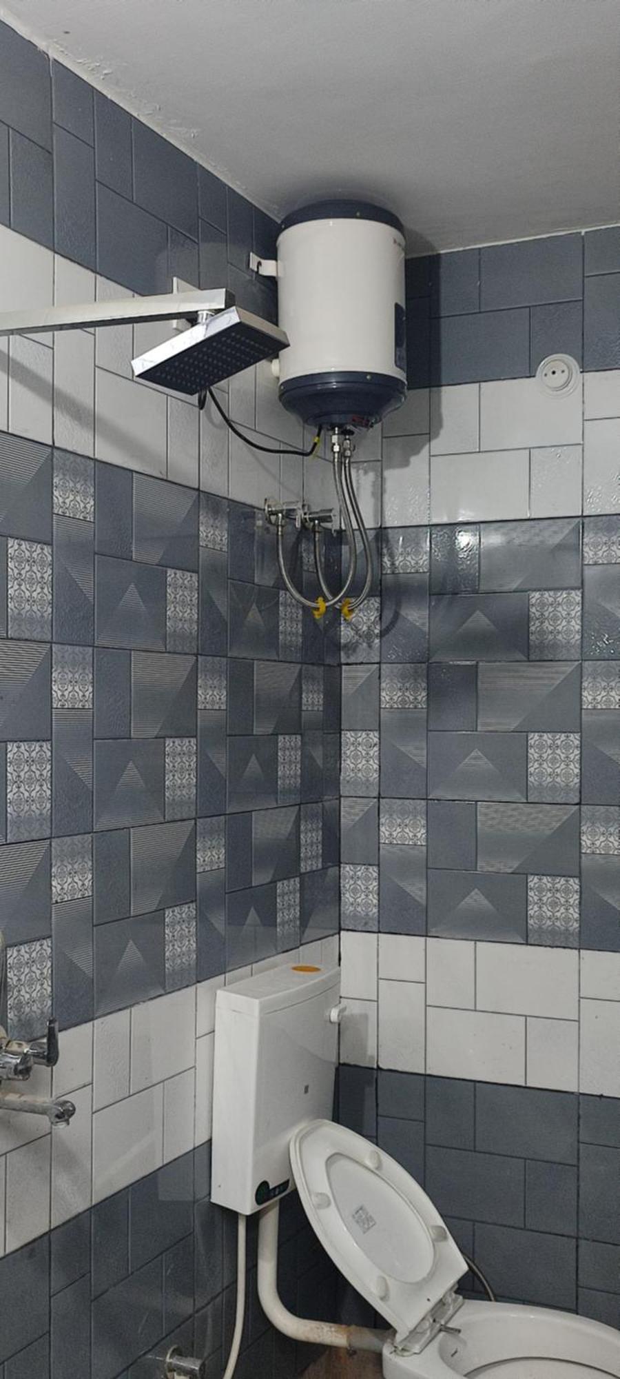 Shivalika Apartment *