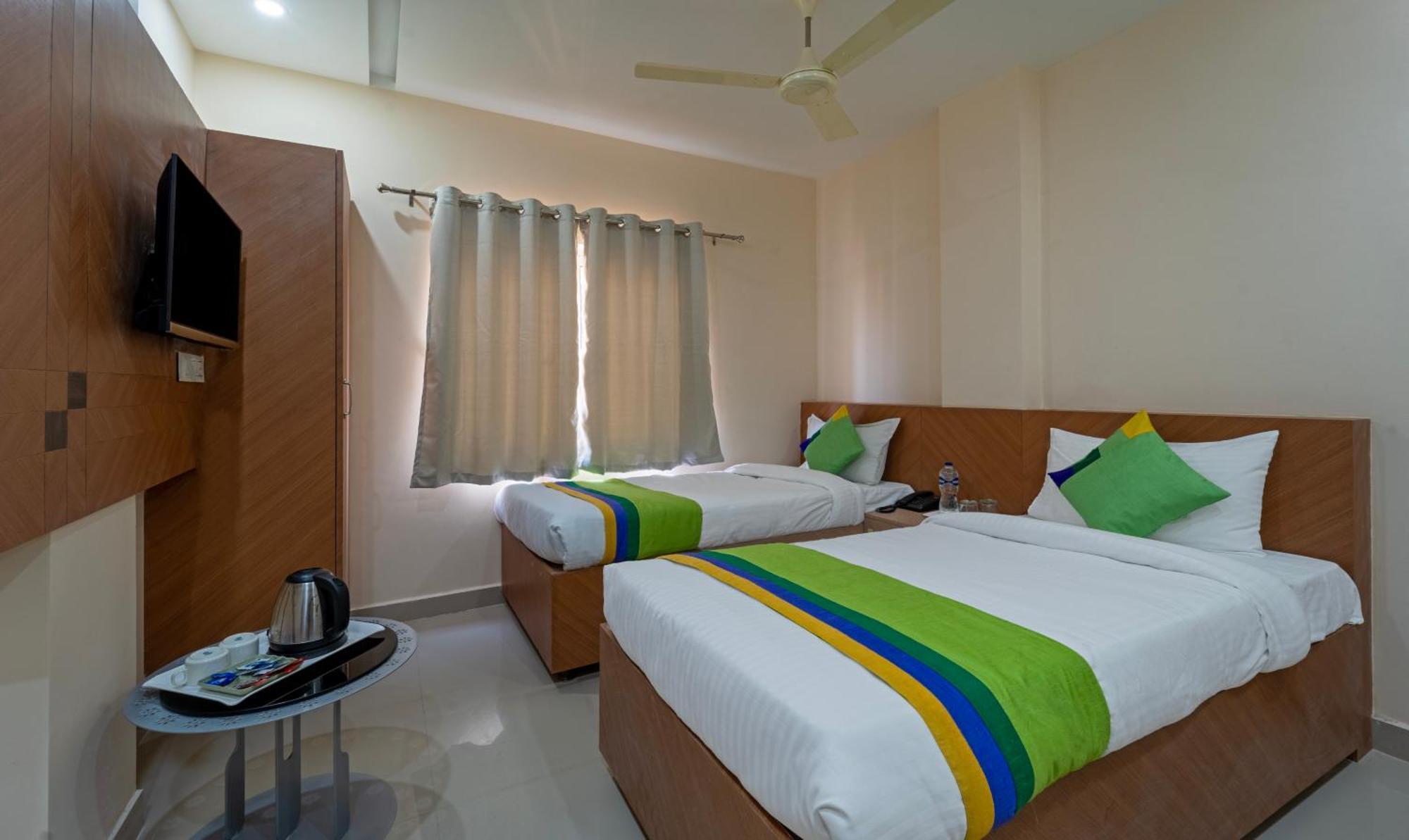 Treebo Raj Palace Hotel