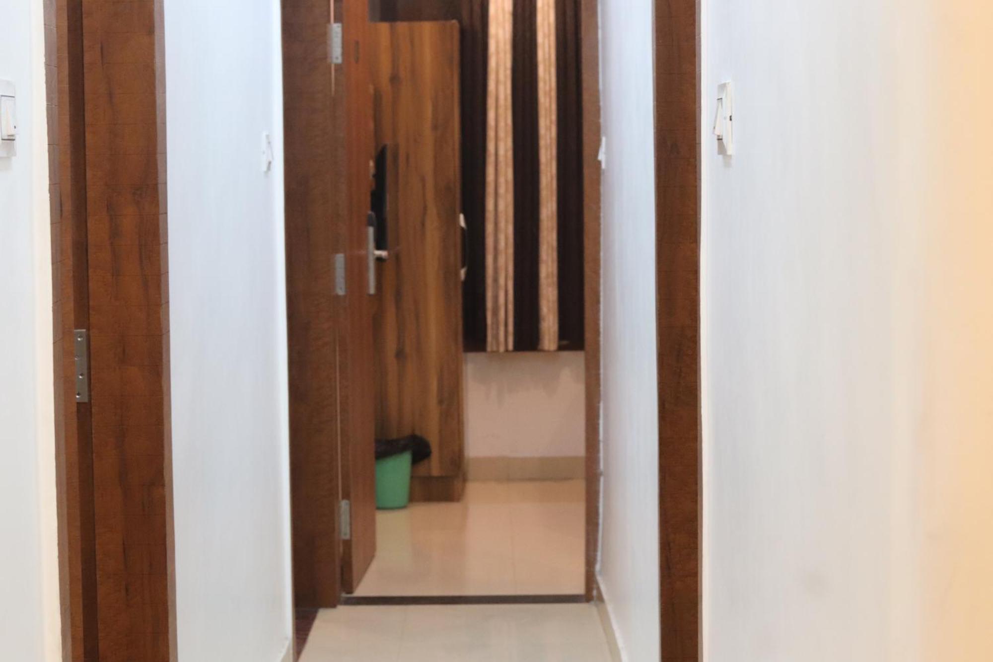 Hotel Maurya Pandeypur 3*