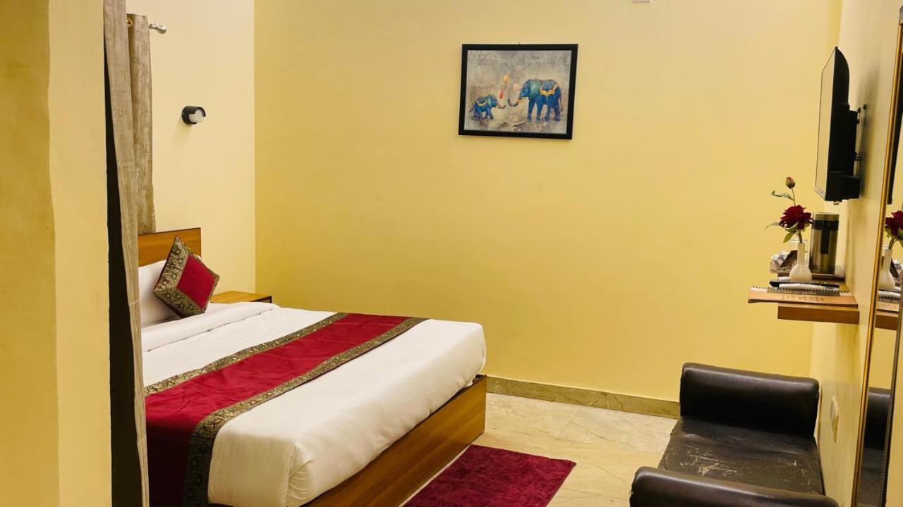 Shankar Vilaas -a Heritage Hotel