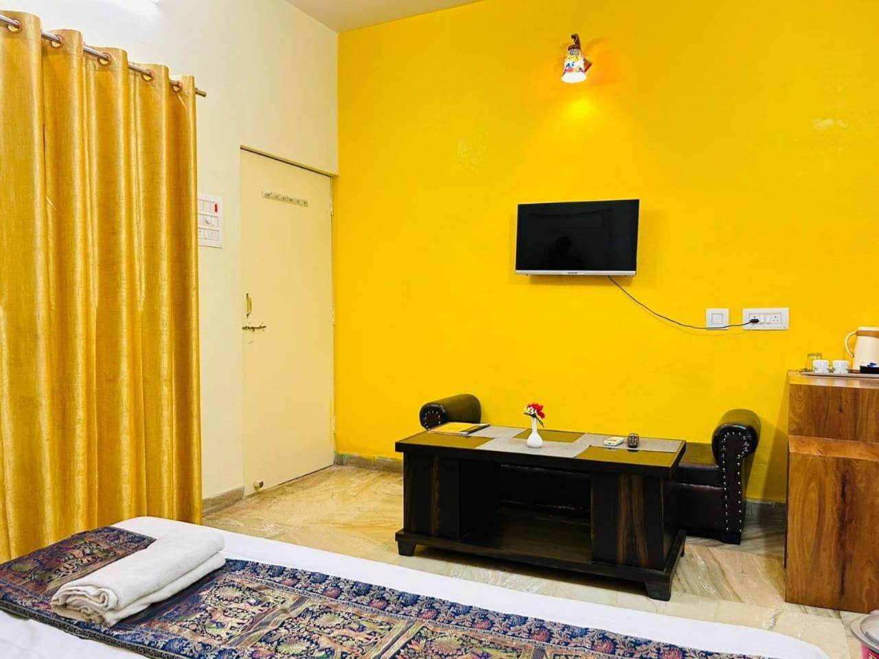 Shankar Vilaas -a Heritage Hotel