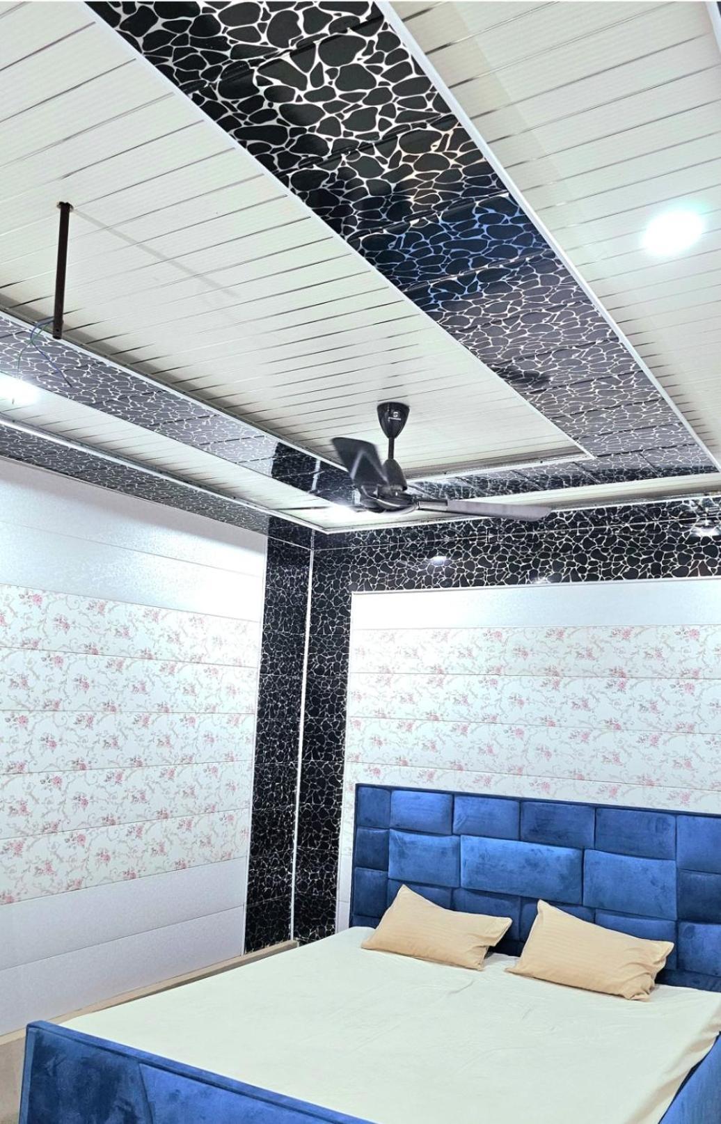 Heritage Heaven 3 Blue * Varanasi