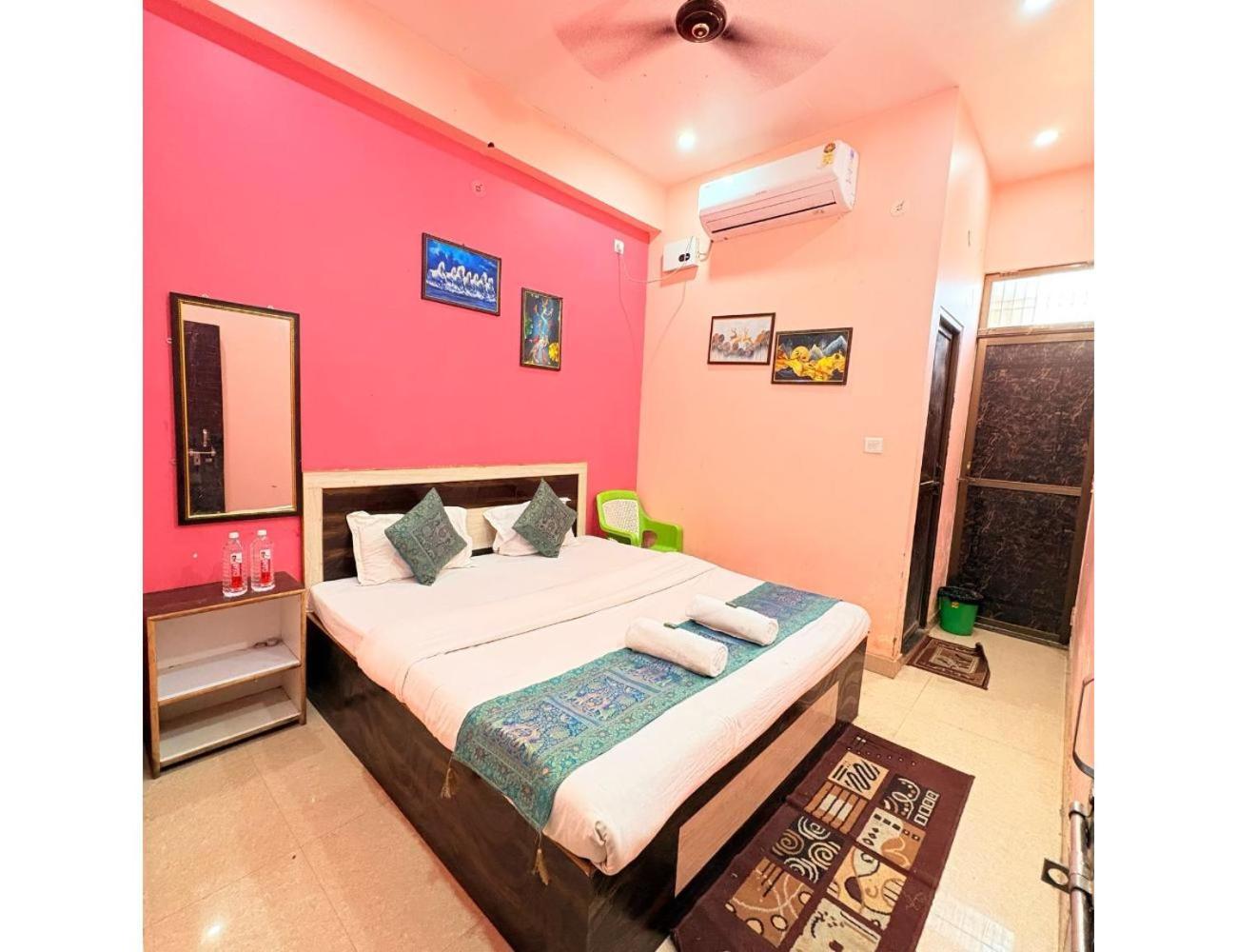 Suvidh Guest House Near Bhu ,Varanasi *