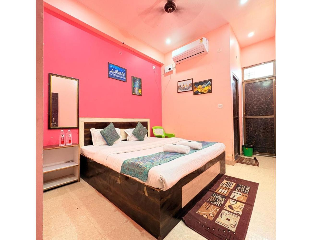 Suvidh Guest House Near Bhu ,Varanasi Homestay *