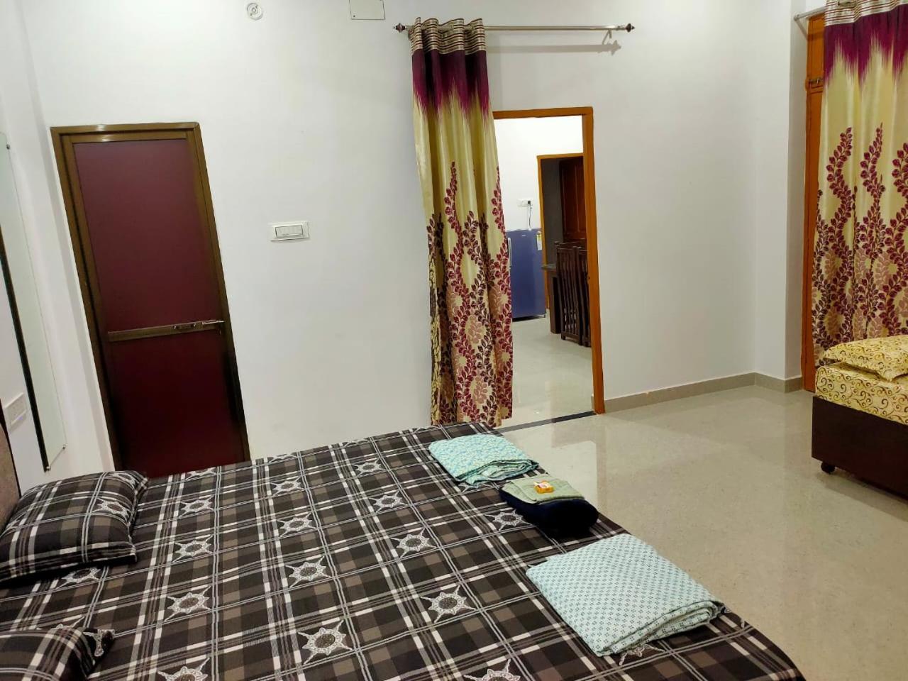 View 1bedroom Flat Apartment Varanasi