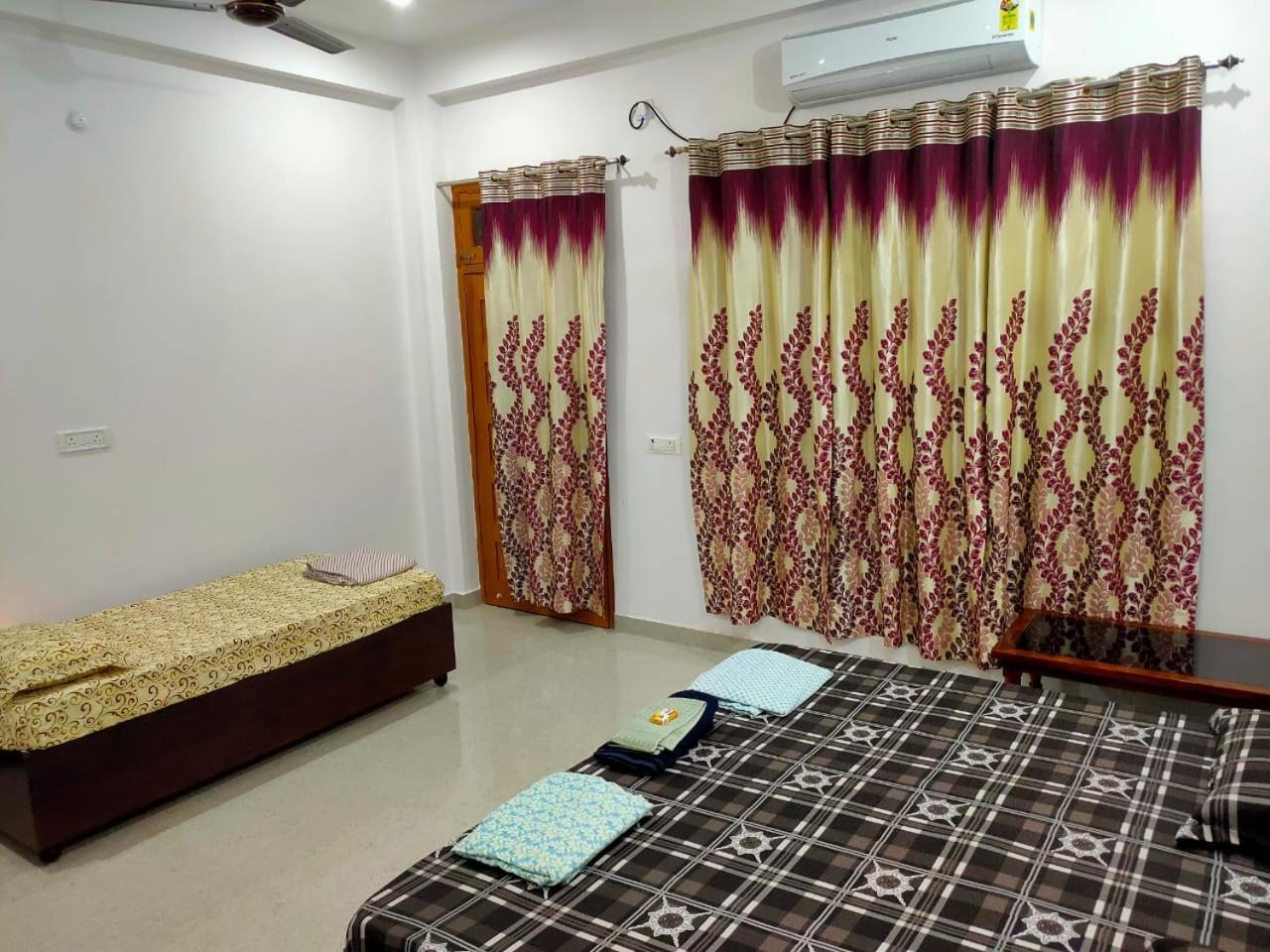 View 1bedroom Flat * Varanasi