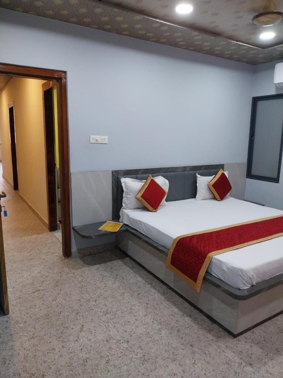 Hotel Kashi Kutir